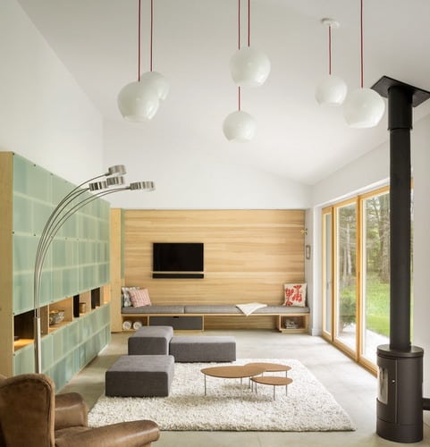 Custom-Storage-Supports-Minimalist-Style-Living-Room-Design-Ideas