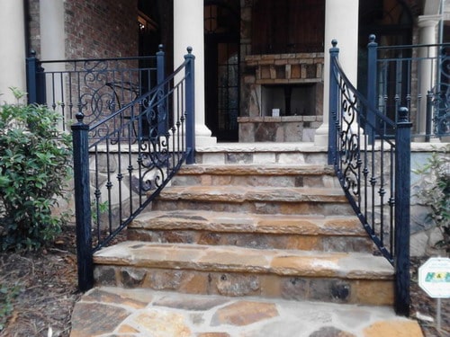 Decorative Outdoor Handrails to Add the Beauty of the ...