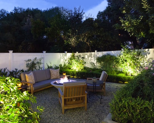 Patio-furniture-small-backyard-fire-pit-hardscape-landscaping-ideas
