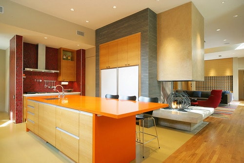 Modern-Kitchen-Cabinet-Colors-by-Domiteaux-Baggett-Architects-PLLC