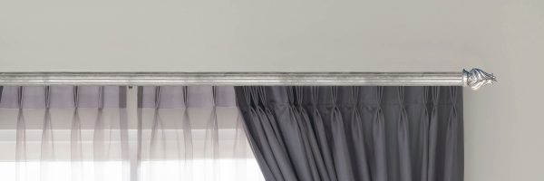 People often prefer to go for grommet curtains or decorative poles and rings because of the numerous options they get but certain circumstances can leave you with no other option than traverse curtain rods. 